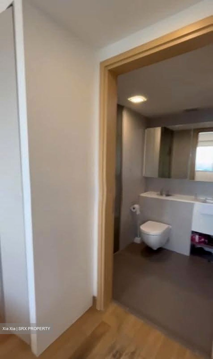 Eight Riversuites (D12), Condominium #620132551